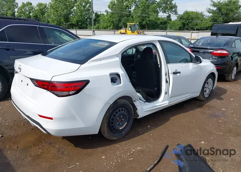 2024 Nissan Sentra S z USA, uszkodzony, nr VIN 3N1AB8BV8RY288734